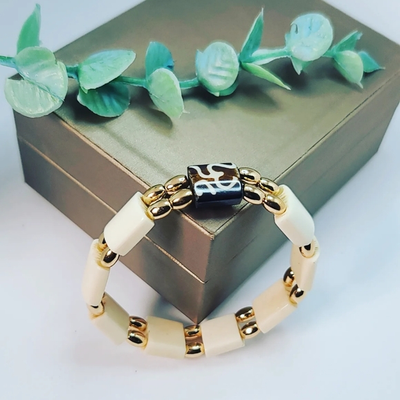 Hematite bracelet - Picture 2 of 4